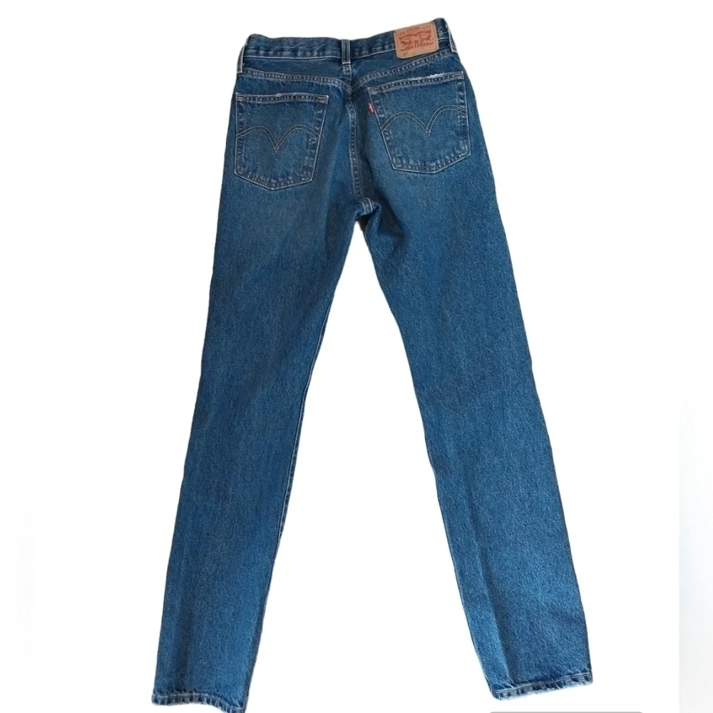 Levi's 501 men's Jeans W26 L32 distressed blue pants